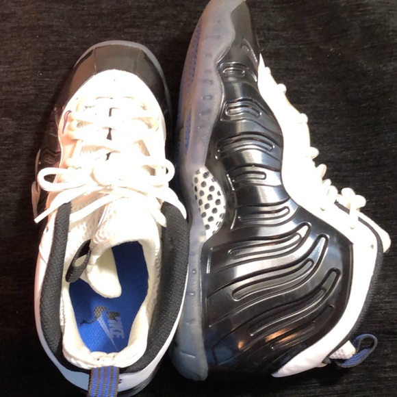 Nike sneakers - Picture 3 of 5